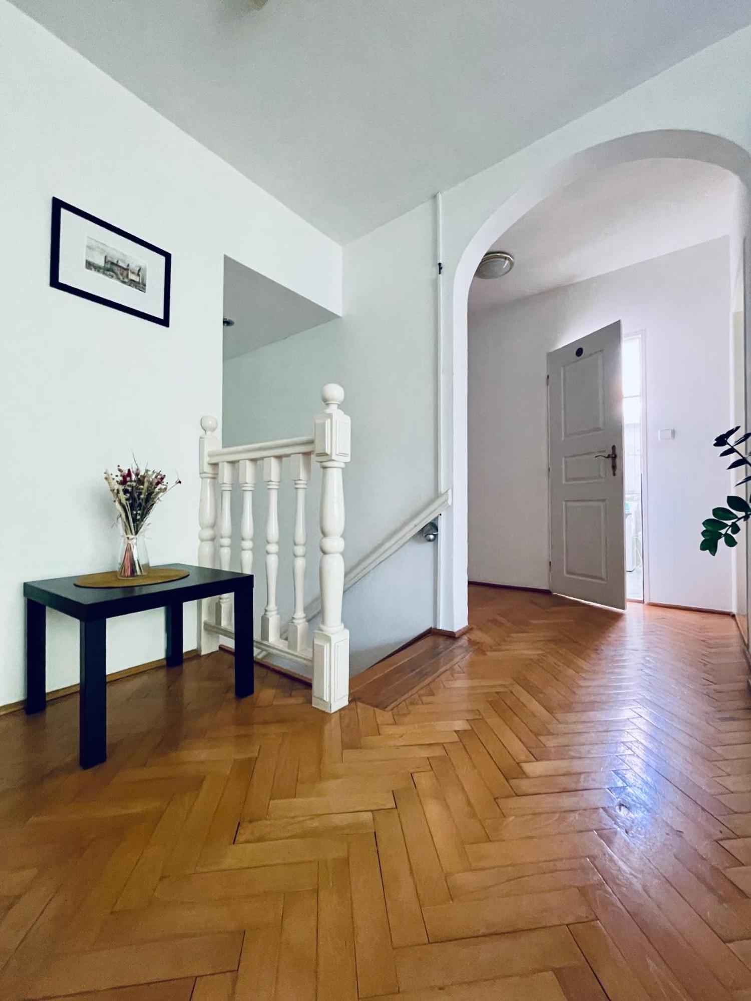 Apartmán Sulekova 52A Bratislava Exteriér fotografie